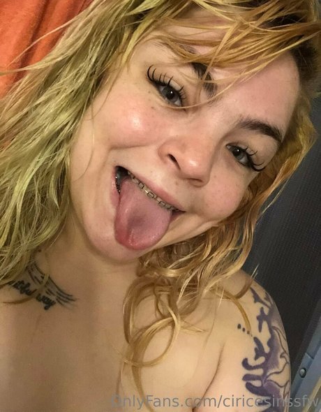 swinger milf onlyfans beautiful nude picture