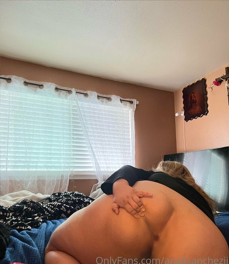 analisanchezjj model naked archive