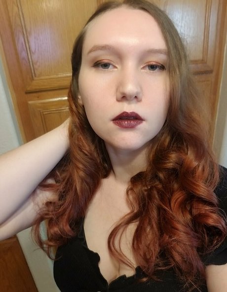 enterthelunaverse high quality actress pic