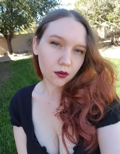 enterthelunaverse pornstar hot photos