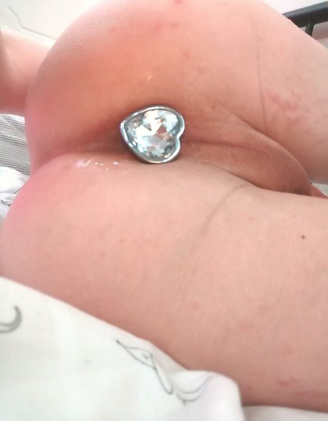 18 year old onlyfans free nude pics