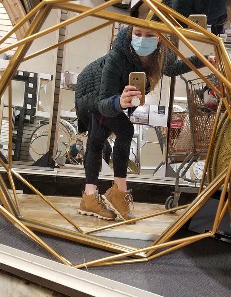 Goddess Rainn exclusive actress archive