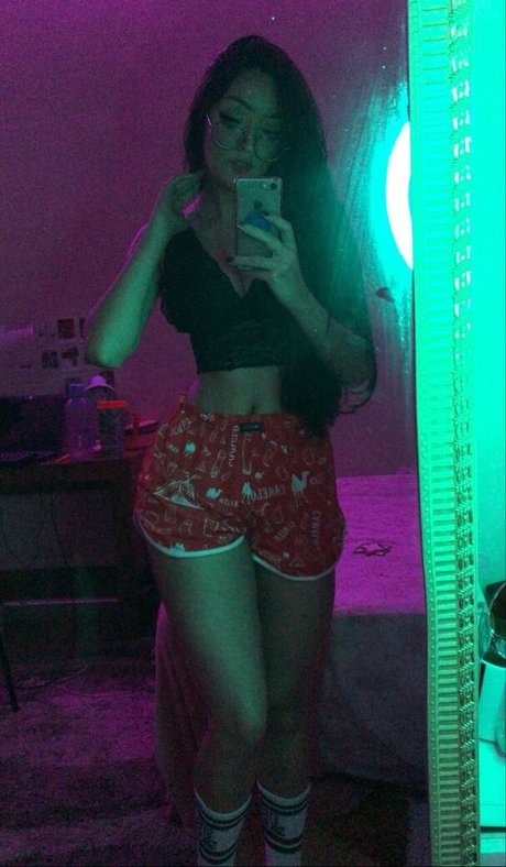 Mizuhart nudes model photos