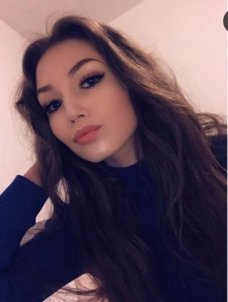 Elise Clayton Quick model image