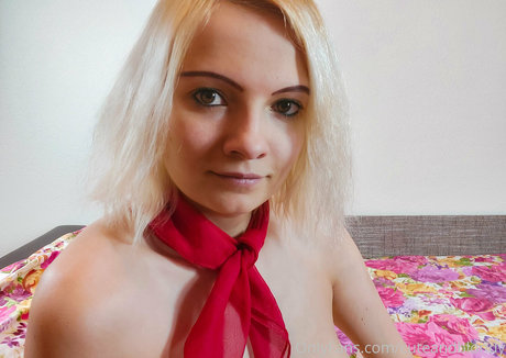 cum on glasses onlyfans hot photo