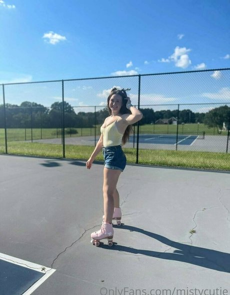 MistyCutie model art galleries