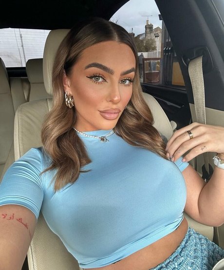 Danielle Tilly Wright xxx model picture