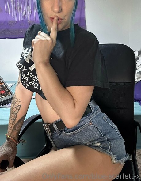 blue scarlett x nice actress img