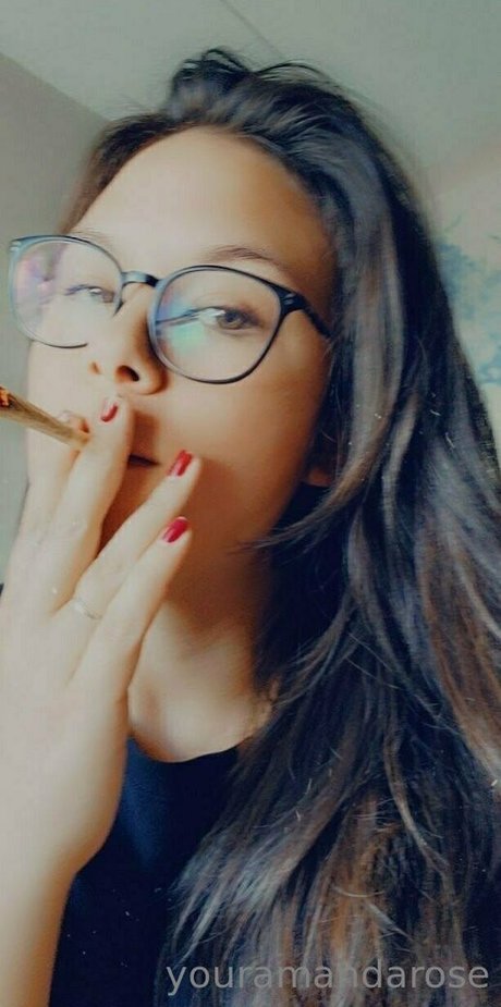 youramandarose star sexy photos