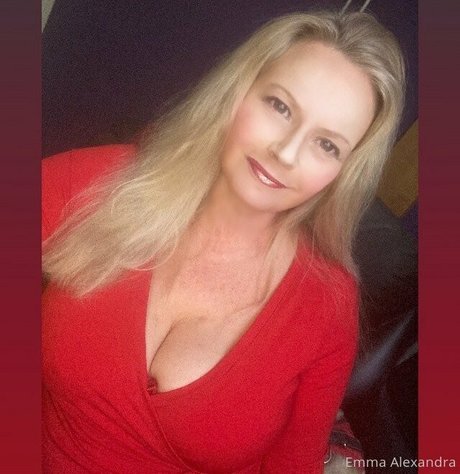 uniquilyyours pretty actress picture