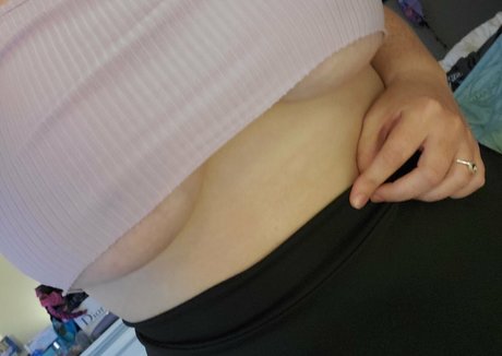 ami 4 youfree model adult images