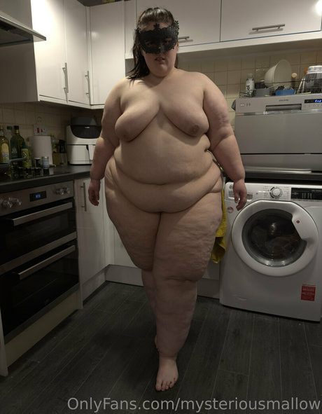 mysteriousmallow model perfect photo