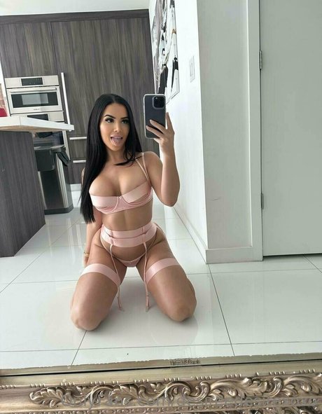 desireedesirexoxo model art gallery