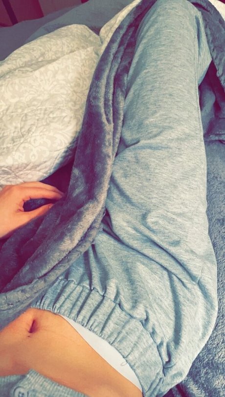 blufire999 adult model image