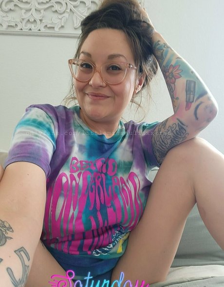 littlemissjuliaxxfree model hot photos