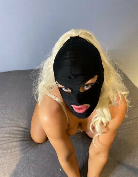 littlelofotengirl free pornstar gallery