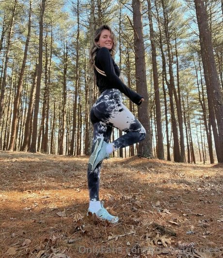 kristinanicolee nice actress pictures