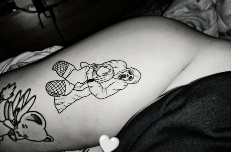 Megaptera high quality actress pics