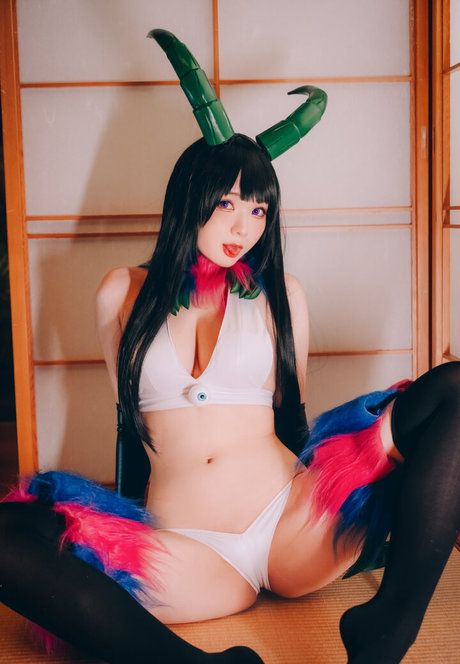 Shimo nude star pics