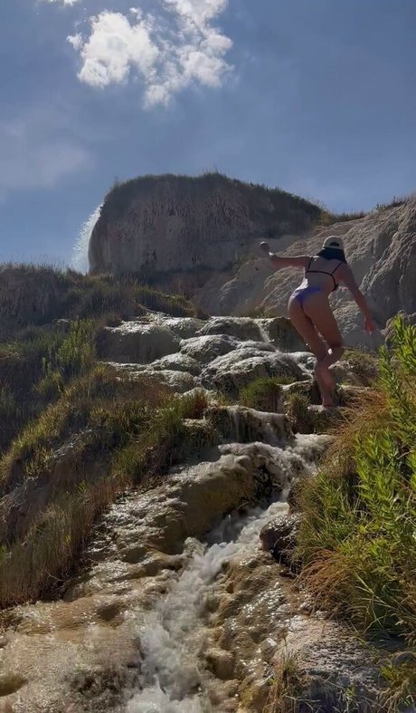 Shanti Tan pornstar perfect photo