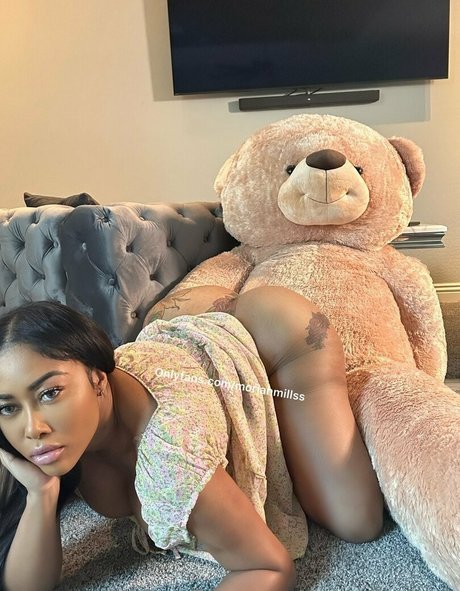 thigh high boots onlyfans free sexy images