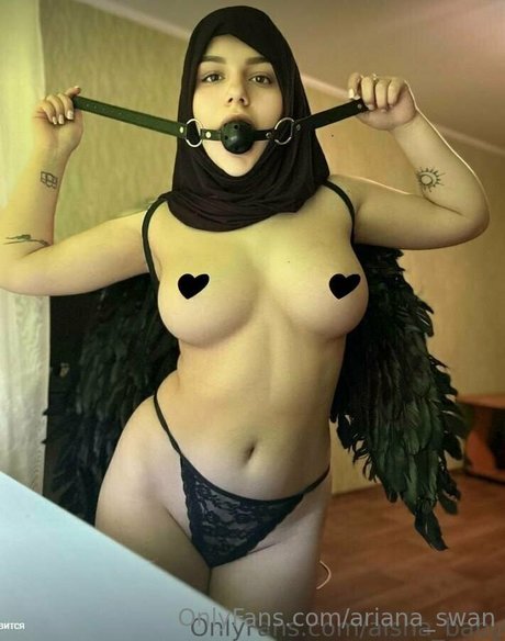 ariana swan star exclusive image