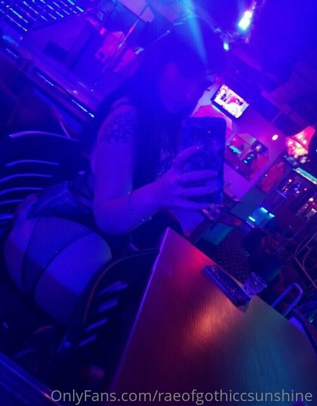 raeofgothiccsunshine star sex img