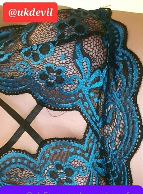 bikini nude onlyfans hd img