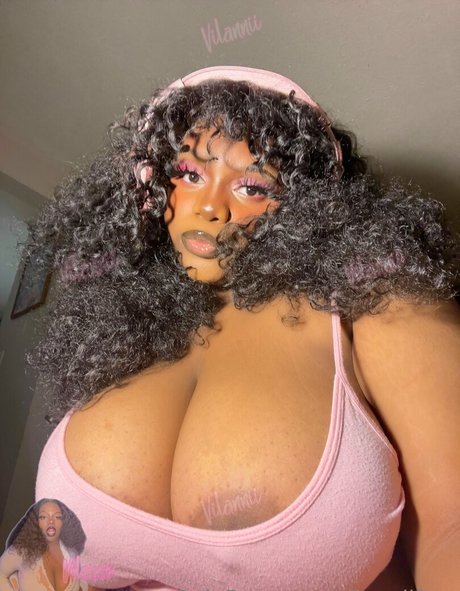 vilanniifree sex actress photos