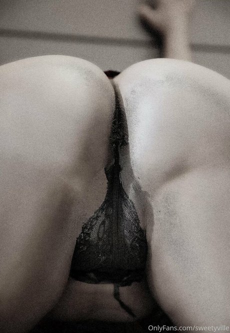 sweetyville nude star archive