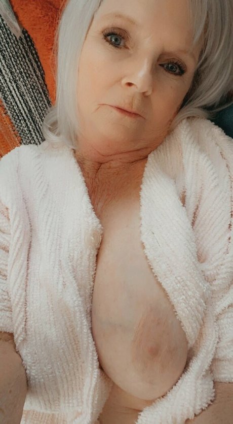 Robin Littlebird sex pornstar pic