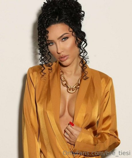 bre tiesi perfect star photos