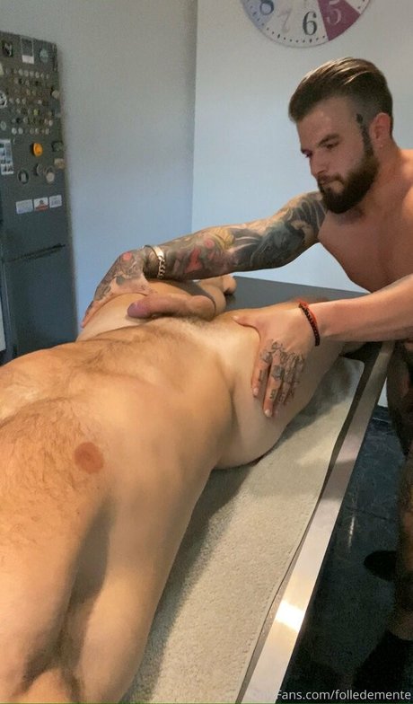 folledemente naked pornstar pics