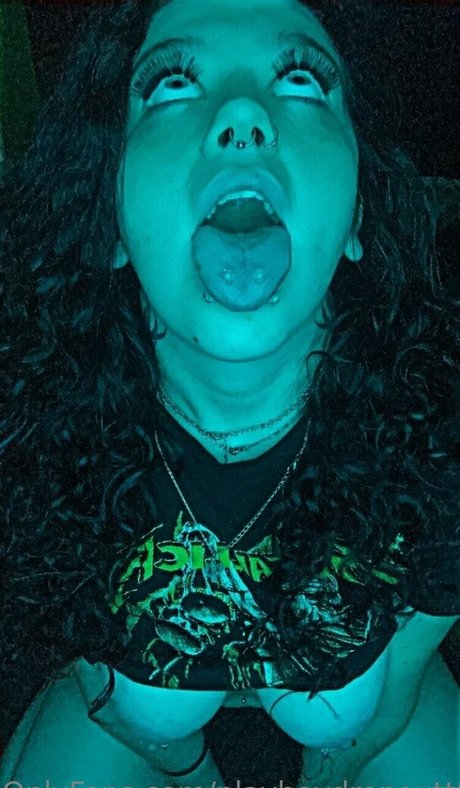 playboydropouttt star hot picture