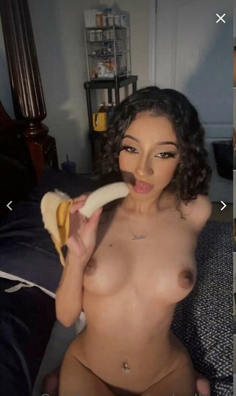 Sadgalkate model adult picture