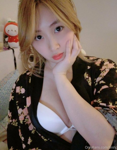 Lindychii beautiful actress pictures