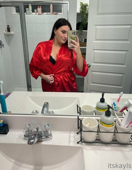 itskayls nude model photos