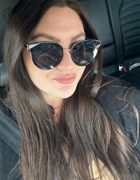 itskayls exclusive actress photos