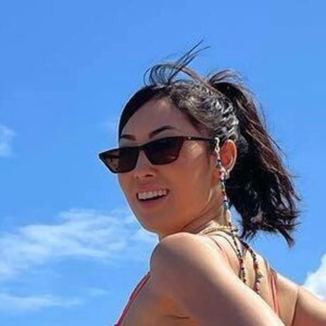 Ana Hikari nude actress img