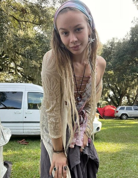 thatbellababy perfect star archive