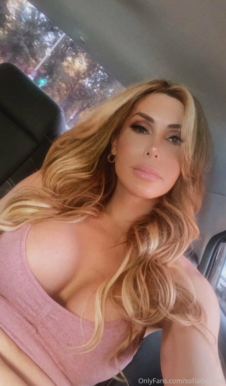 thebellabigcock hot star photo