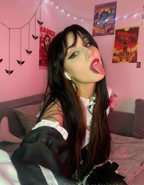 misakivirgin sexy star pic