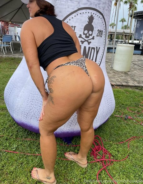 swingerellefree star high quality gallery