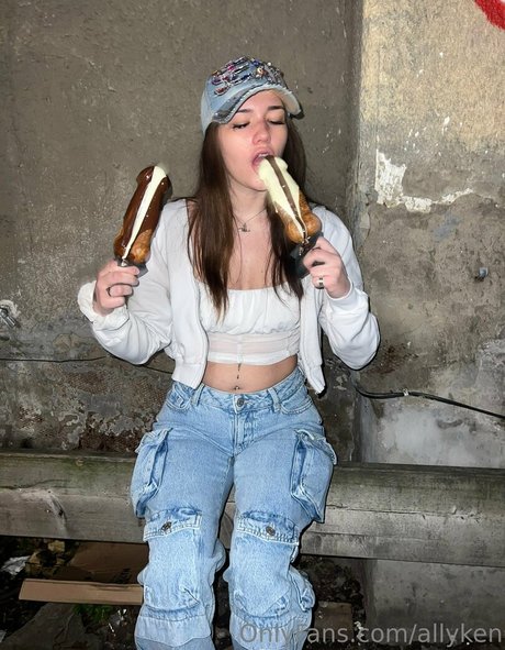 allyken model erotic pics