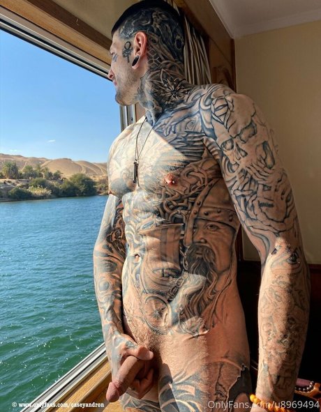 caseycherriesvip hot model image