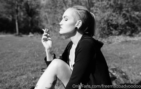 freemadbadvoodoo model high quality img