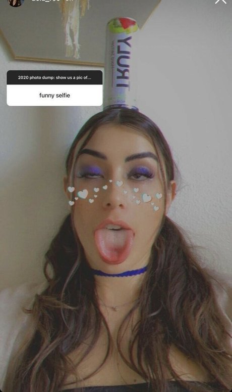 dela roo nude model photos