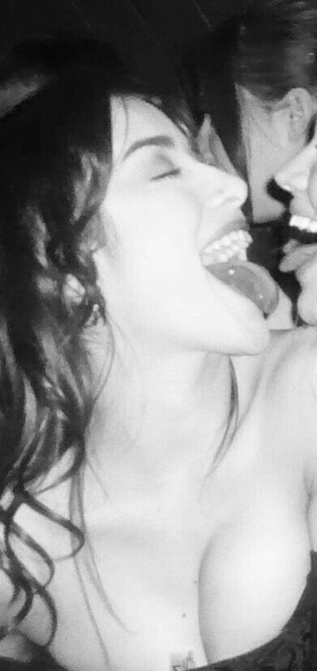 dela roo star perfect images