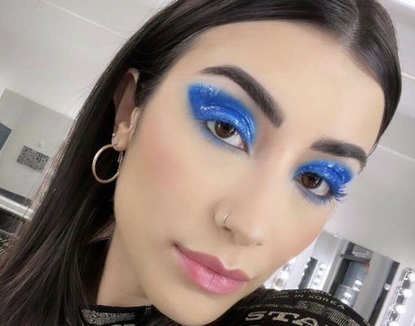 dela roo nudes star pictures