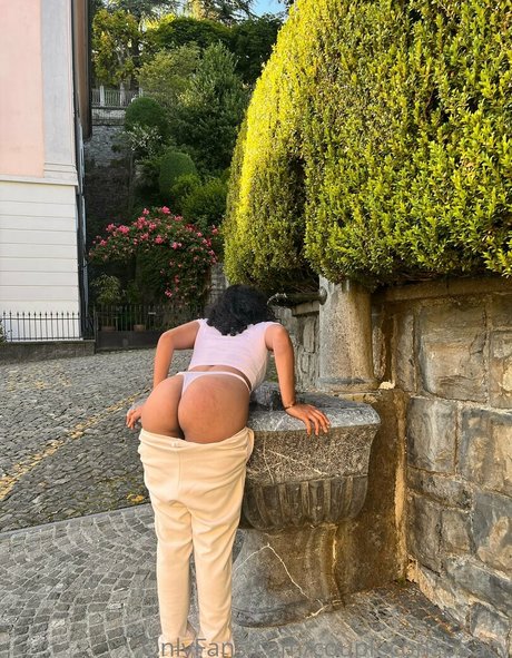 coupleconspiracy free model image